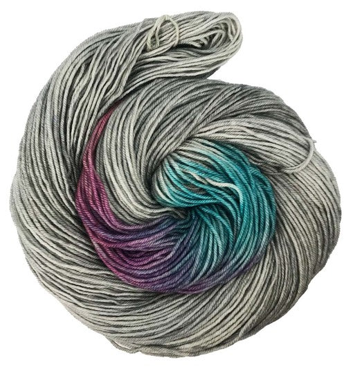 Wonderland Yarns - (S) - Mary Ann #13 Tranquility of a Fresh Blanket  of Snow