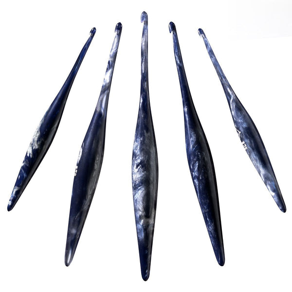 Furls Fiberarts - Streamline Swirl Hook - Pisces- I 5.5 mm – Panbanged  Knits & Fiber Shoppe, Furls Fiberarts 